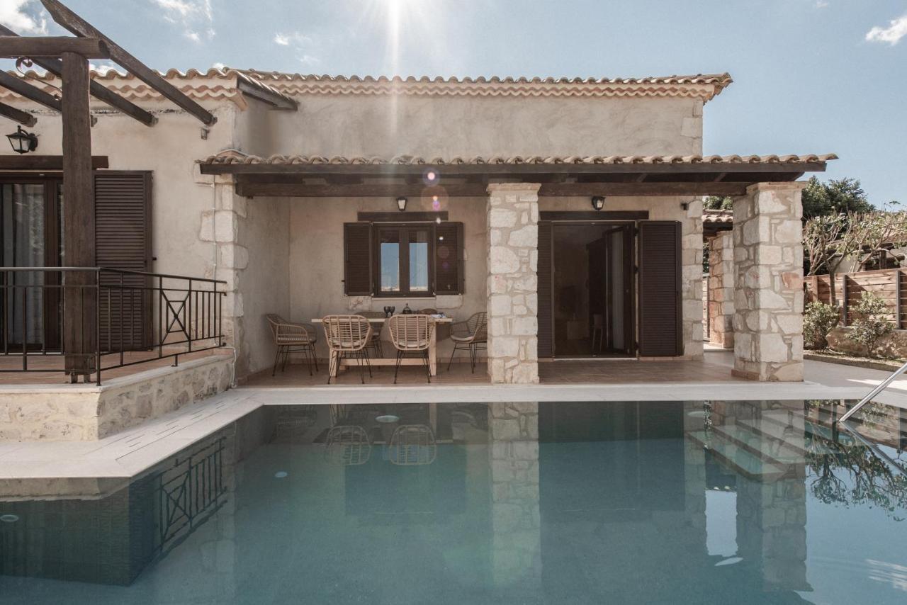 Viatzo - Eclectic With Heated Saltwater Pools Mouzákion